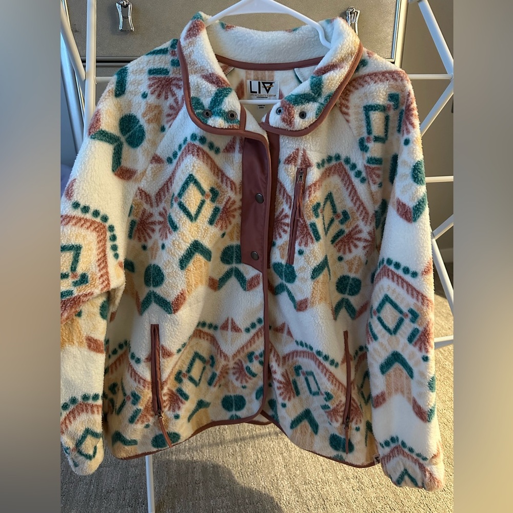 Live Integrity Earth (LIV Outdoor) Fleece